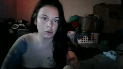 Snapshot of talktomenicely_ chatting on 02.01.25 Lily Rhoades online show from 02.01.25
