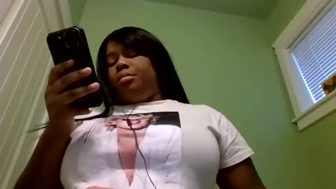 Snapshot of talulah007 chatting on 12.16.25 talulah007 online show from 12.16.25