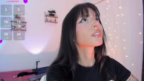 Snapshot of tamara_aluna_ chatting on 07.27.26 Tamy online show from 07.27.26