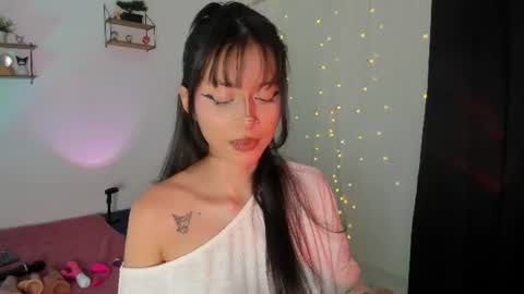 Snapshot of tamara_aluna_ chatting on 07.30.26 Tamy online show from 07.30.26