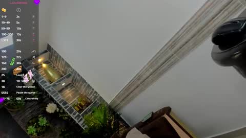 Snapshot of tamara_ochoa chatting on 10.26.25 tamara online show from 10.26.25