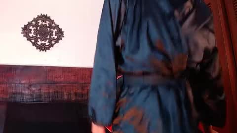 Snapshot of tamara_sanz1 chatting on 12.31.24 online show from 12.31.24