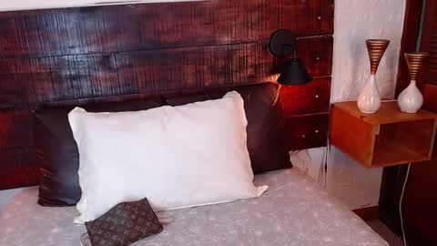 Snapshot of tamara_sanz1 chatting on 01.23.25 online show from 01.23.25