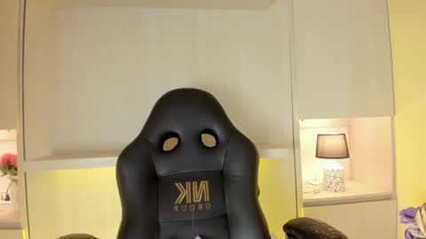 Tami online show from 12.17.25