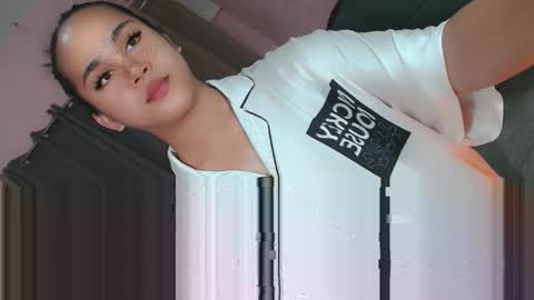 tamera_cummer0969 online show from 01.13.26