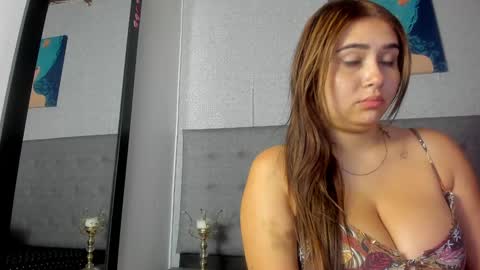 Snapshot of tami_vega chatting on 01.10.25 Tamy Vega online show from 01.10.25