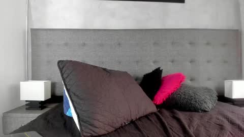 Snapshot of tami_vega chatting on 01.28.25 Tamy Vega online show from 01.28.25