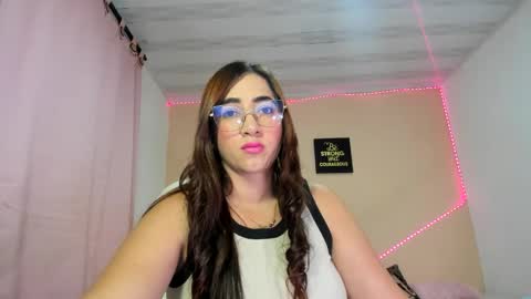 TamiDesire online show from 05.14.26