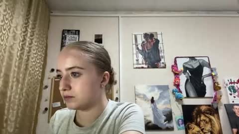 Karina online show from 04.14.26