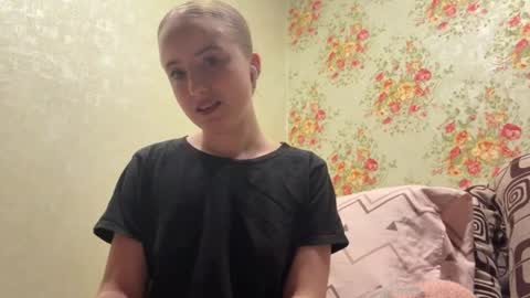 Karina online show from 04.16.26