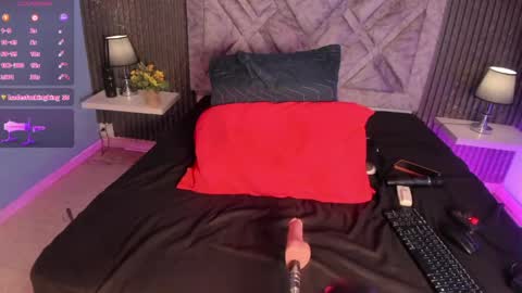 T A M M Y  online show from 04.11.26