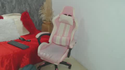 Snapshot of tammycooperr_ chatting on 02.08.25 tammycooperr online show from 02.08.25