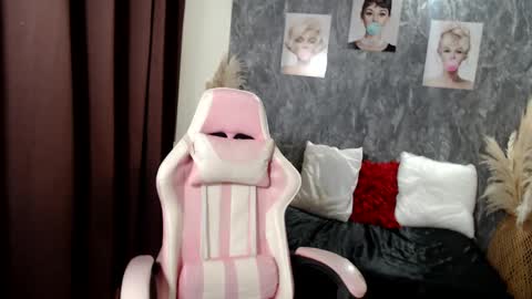 Snapshot of tammycooperr_ chatting on 02.21.25 tammycooperr online show from 02.21.25