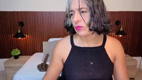 Snapshot of tammylynn45 chatting on 06.15.26 Tammy Lynn online show from 06.15.26