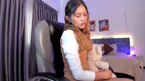 Tamy  online show from 10.15.25