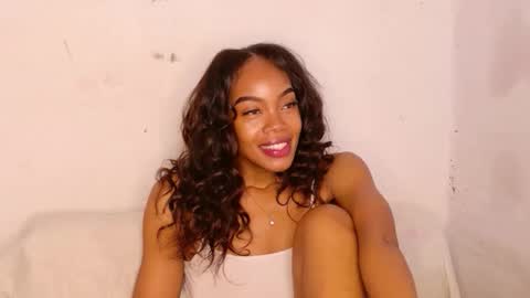 Snapshot of tamylynn05 chatting on 04.18.26 tamylynn online show from 04.18.26