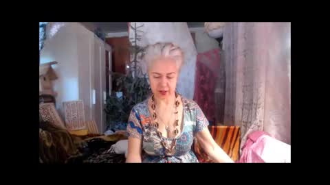 Milena online show from 10.16.25