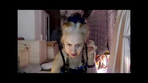 Milena online show from 12.21.25