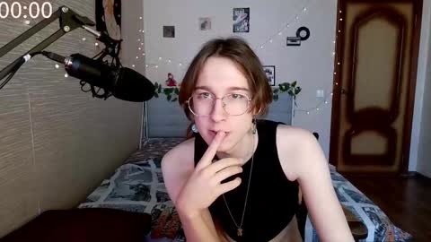 Milena Kuprianova online show from 02.17.25