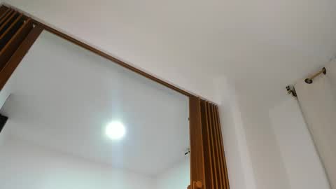 taniabonnet  online show from 10.11.25