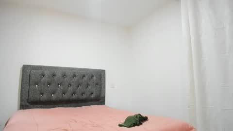 taniabonnet  online show from 12.18.25