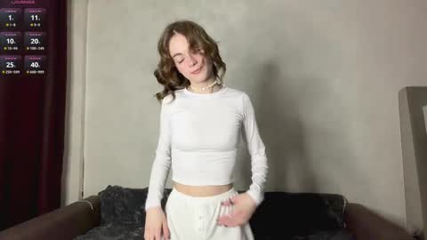 Mia online show from 04.06.26