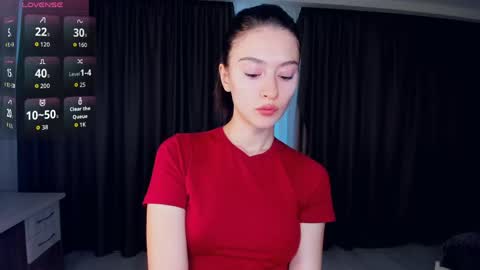 Snapshot of tannaschoeneck chatting on 04.16.26 Anna online show from 04.16.26