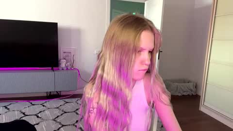 Snapshot of tanyaquartaro chatting on 02.20.26 Alisa online show from 02.20.26