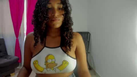 Snapshot of tara_thonson chatting on 04.01.26 tara_thonson online show from 04.01.26