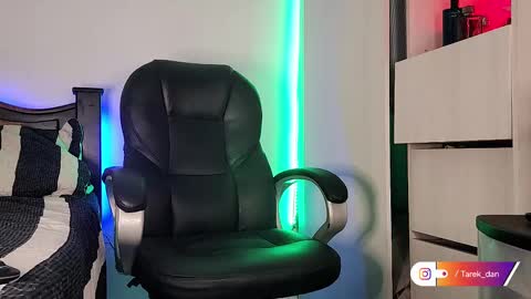 Snapshot of tarek_dan chatting on 02.15.25 Tarek online show from 02.15.25