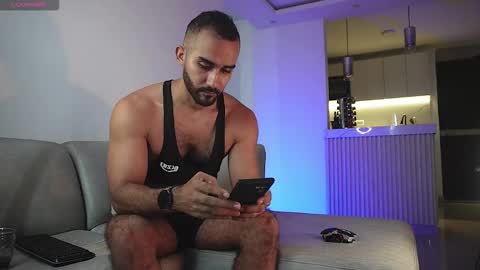 Snapshot of tarek_dan chatting on 09.11.25 Tarek online show from 09.11.25