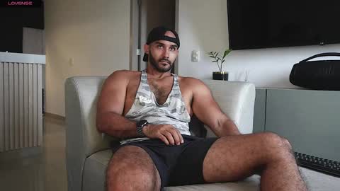 Snapshot of tarek_dan chatting on 10.23.25 Tarek online show from 10.23.25