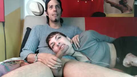 Snapshot of tarian_xxx chatting on 04.24.26 T J online show from 04.24.26
