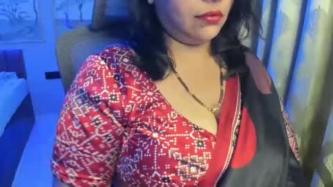 Snapshot of tarivishu23 chatting on 05.18.26 tarivishu23 online show from 05.18.26