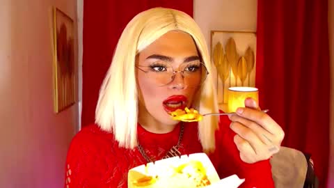 tashaa online show from 11.29.25