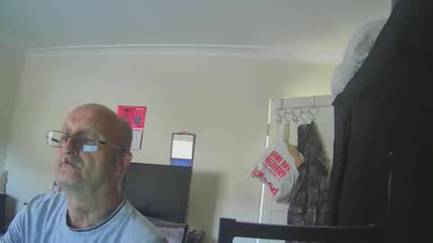 Snapshot of taslicks0739 chatting on 10.05.25 Tas online show from 10.05.25