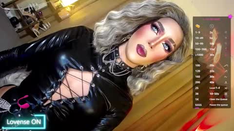 Snapshot of tasteaddict_ chatting on 10.29.25 tasteaddict_ online show from 10.29.25