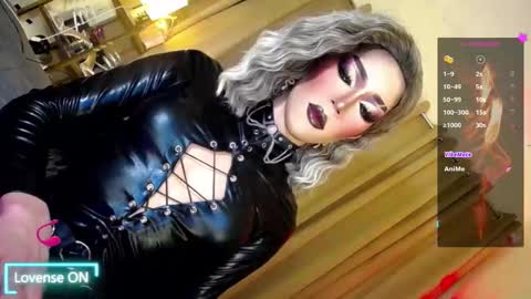 Snapshot of tasteaddict_ chatting on 10.31.25 tasteaddict_ online show from 10.31.25