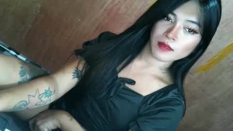   online show from 10.08.25