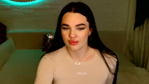 tasty_babyy online show from 01.12.25