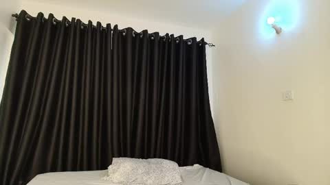 tasty_taliah online show from 04.12.26