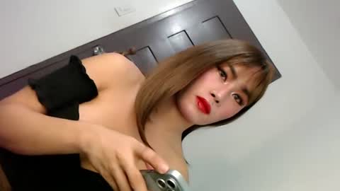 Vannesa online show from 10.13.25