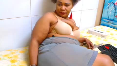 Snapshot of tastybootyxoxo chatting on 06.23.26 tastybootyxoxo online show from 06.23.26