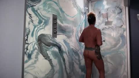 Snapshot of tastycupcake69 chatting on 11.21.25 veronicabrian online show from 11.21.25