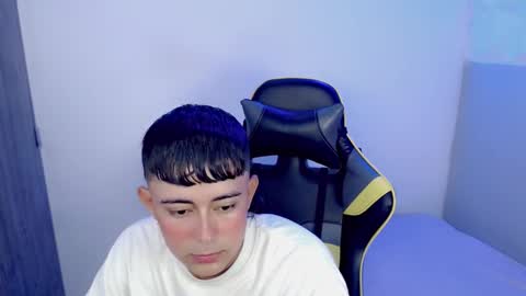 T A T A N online show from 11.05.25