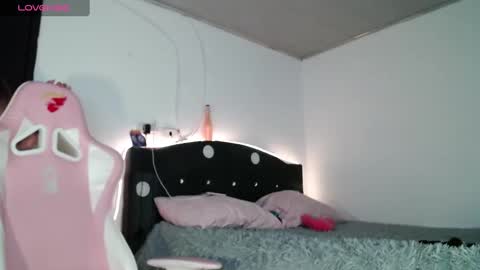 Tati Garcia online show from 12.21.24