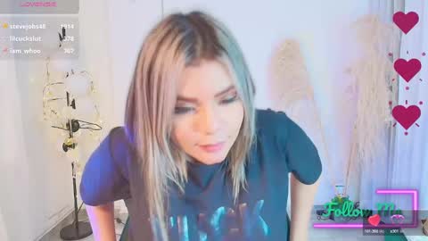 Snapshot of tatiana_ruiiz chatting on 02.18.25 Tatiana online show from 02.18.25
