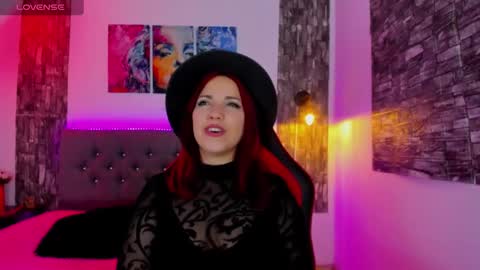 Snapshot of tatiana_sc chatting on 01.17.25 Tatiana SC online show from 01.17.25