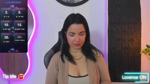 Snapshot of tatiana_sc chatting on 09.26.25 Tatiana SC online show from 09.26.25