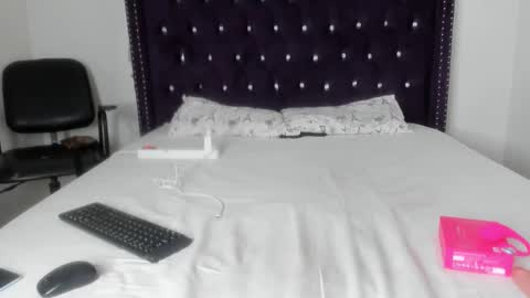 tatiana_storm online show from 09.22.25